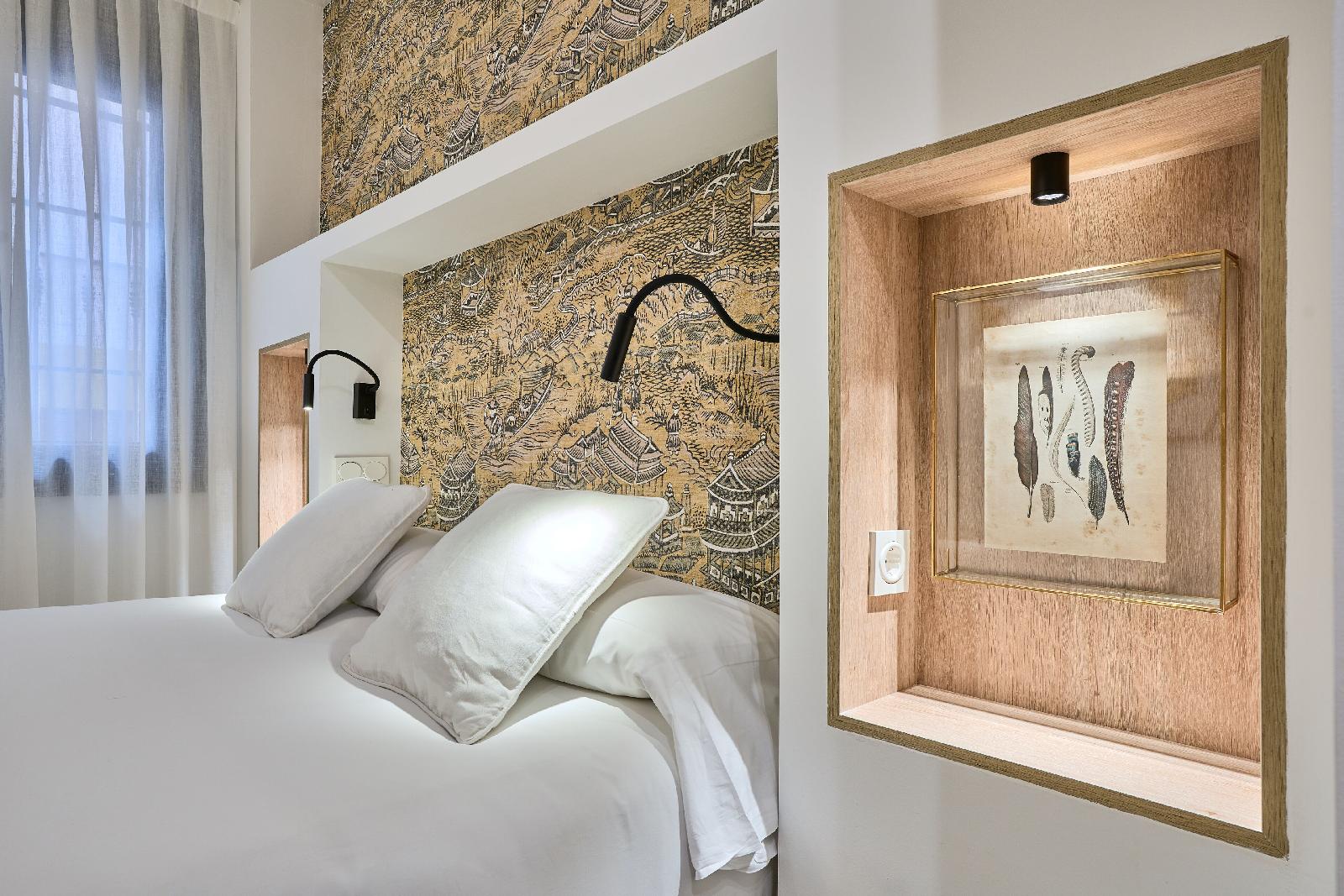 Eleven Apartments Real De La Carretería, By Homing U