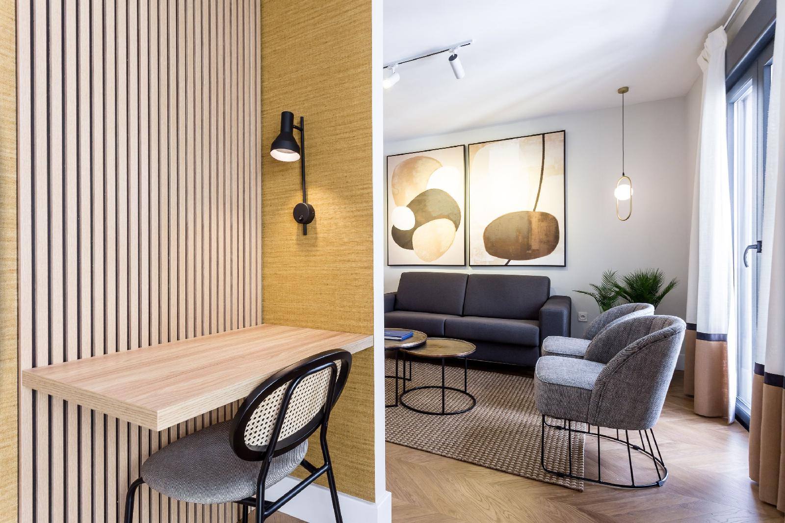 Eleven Apartments Real De La Carretería, By Homing U
