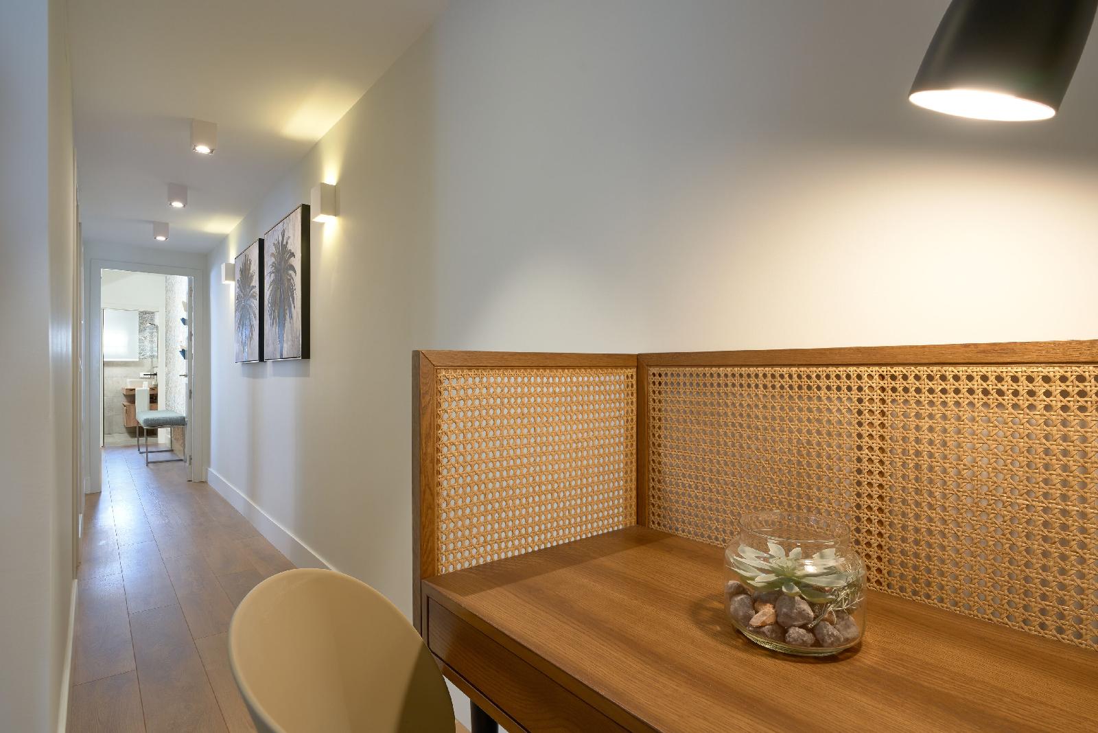 Eleven Apartments Real De La Carretería, By Homing U