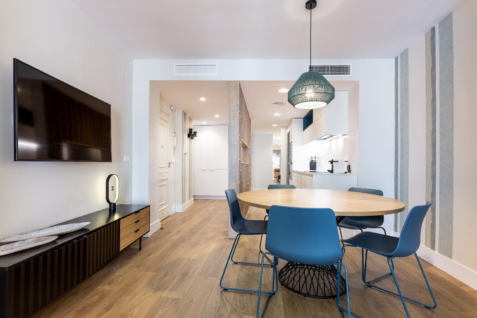 Eleven Apartments Real De La Carretería, By Homing U