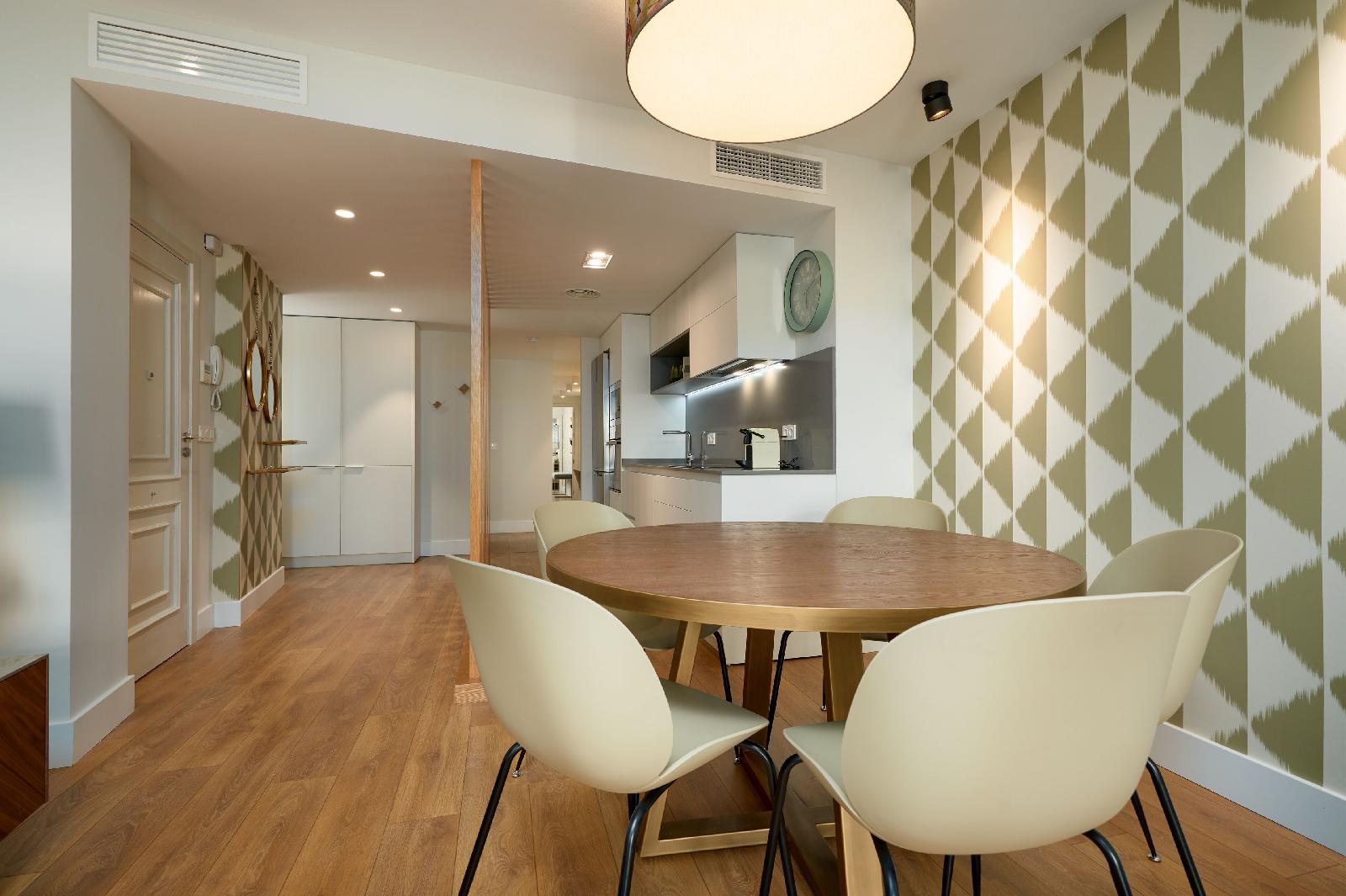Eleven Apartments Real De La Carretería, By Homing U