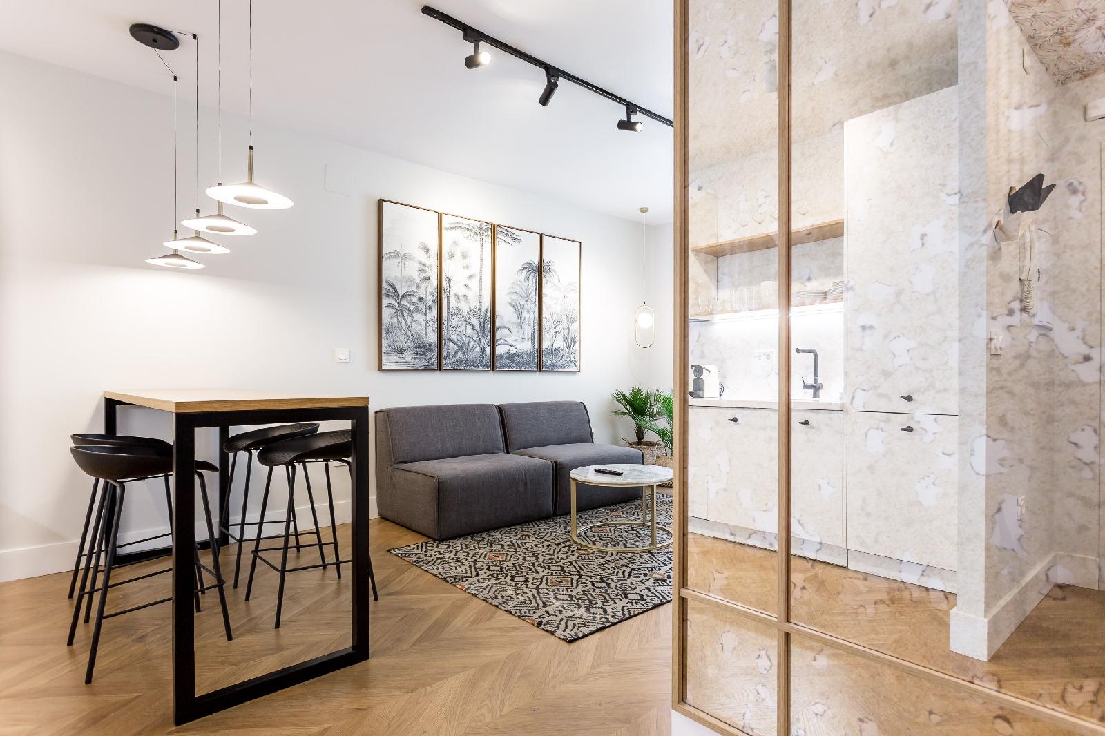 Eleven Apartments Real De La Carretería, By Homing U