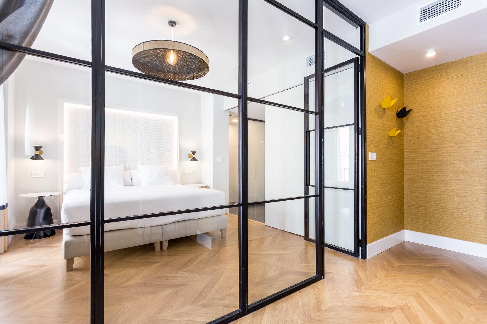 Eleven Apartments Real De La Carretería, By Homing U