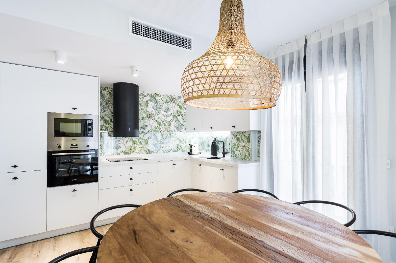 Eleven Apartments Real De La Carretería, By Homing U