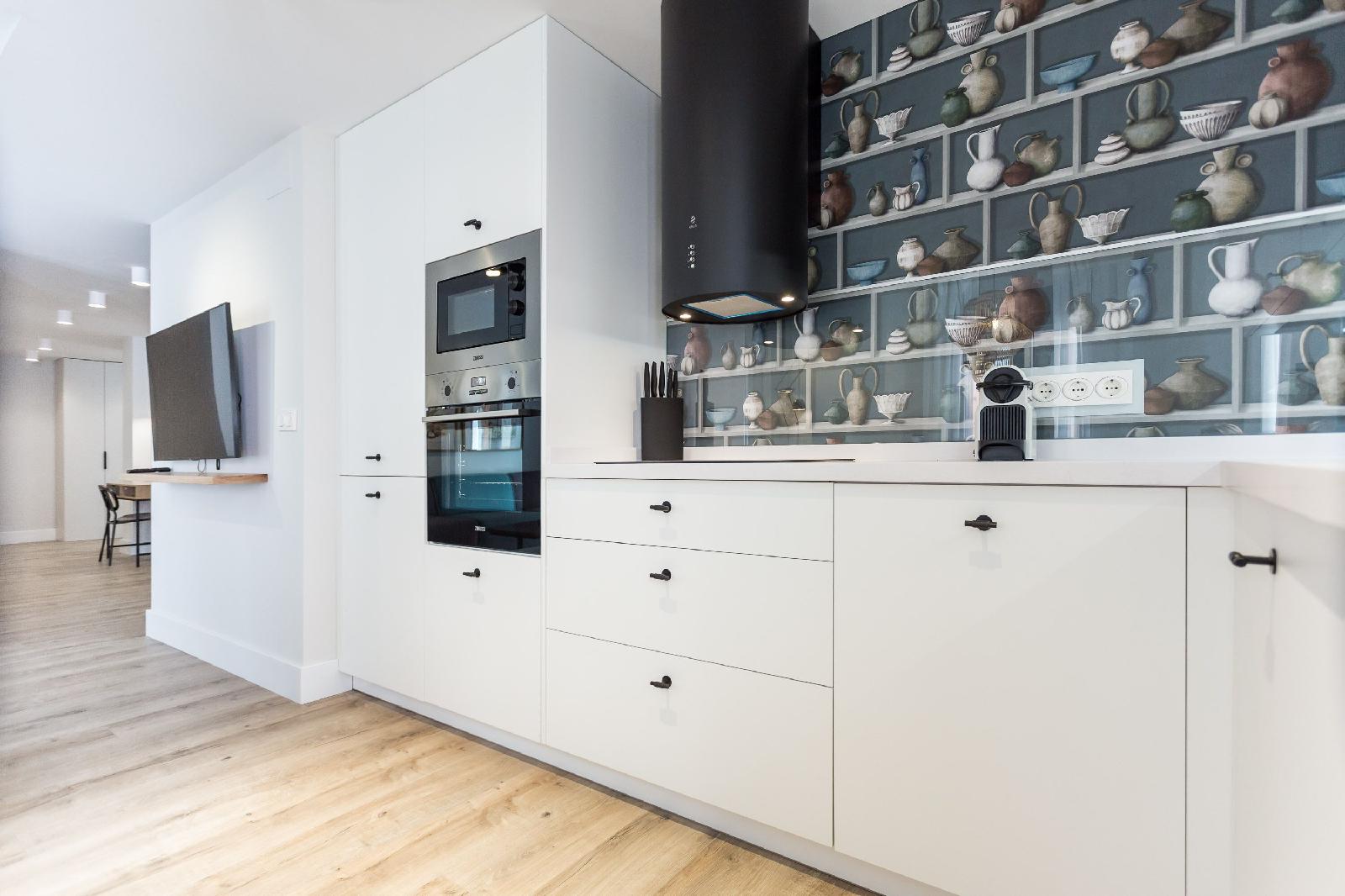 Eleven Apartments Real De La Carretería, By Homing U