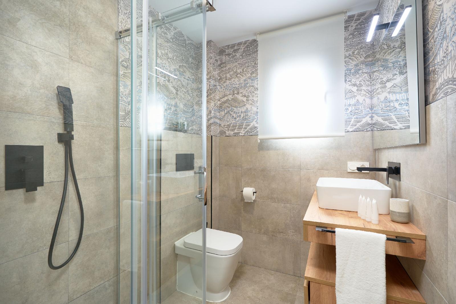Eleven Apartments Real De La Carretería, By Homing U