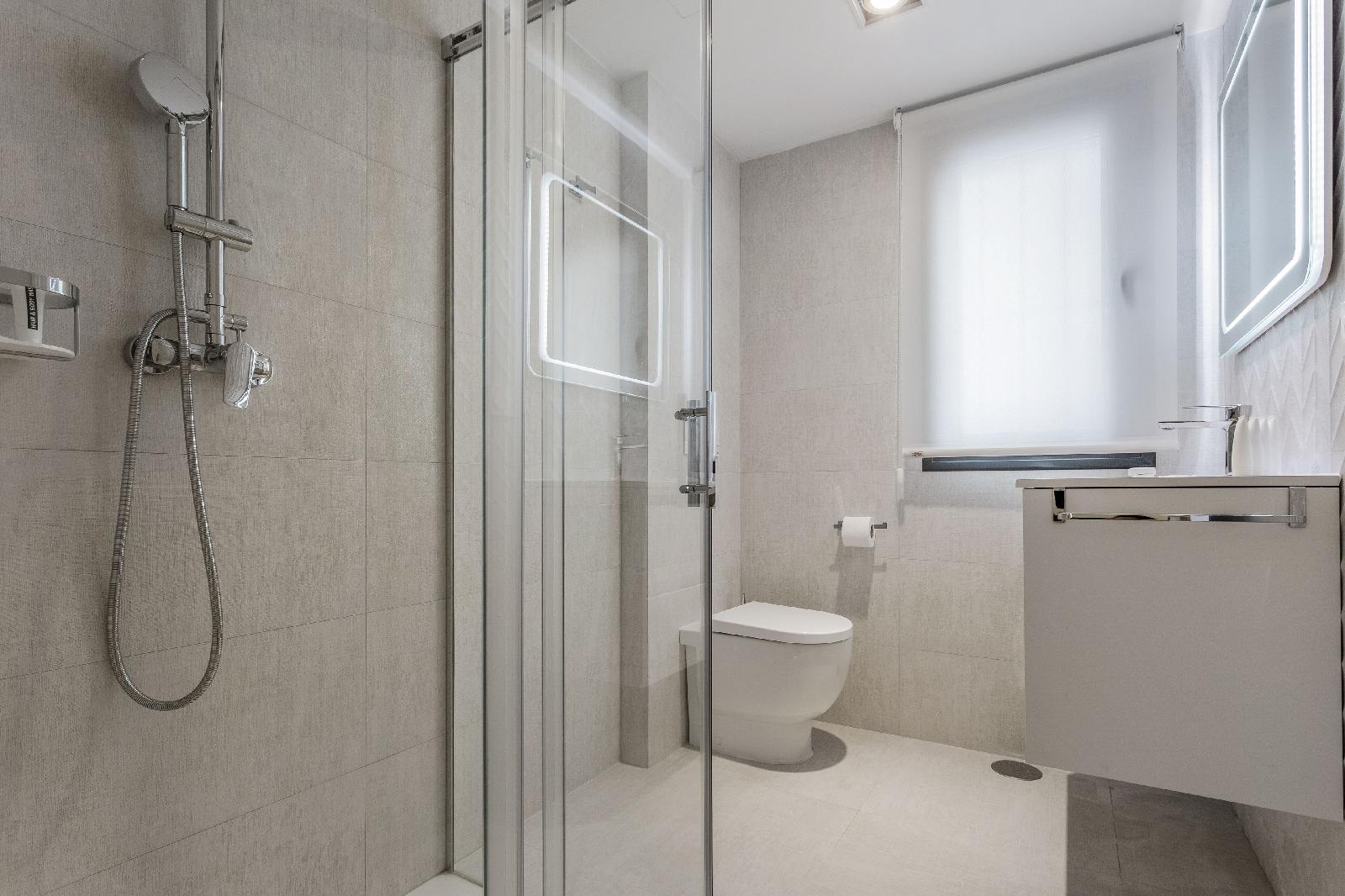 Eleven Apartments Real De La Carretería, By Homing U