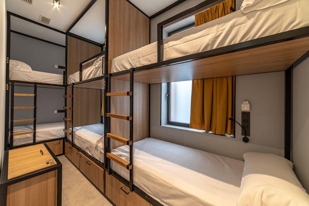 Petit Hostel