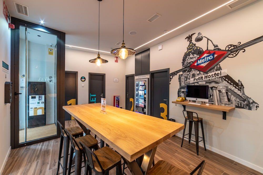 Petit Hostel