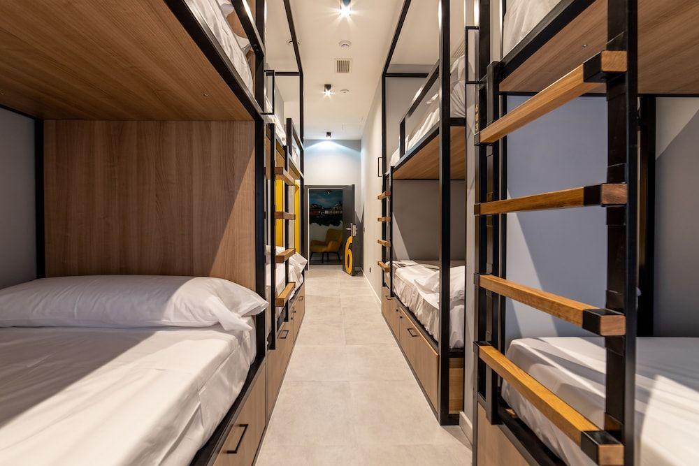 Petit Hostel