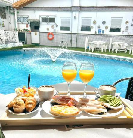 Hostal Avenida Andalucía