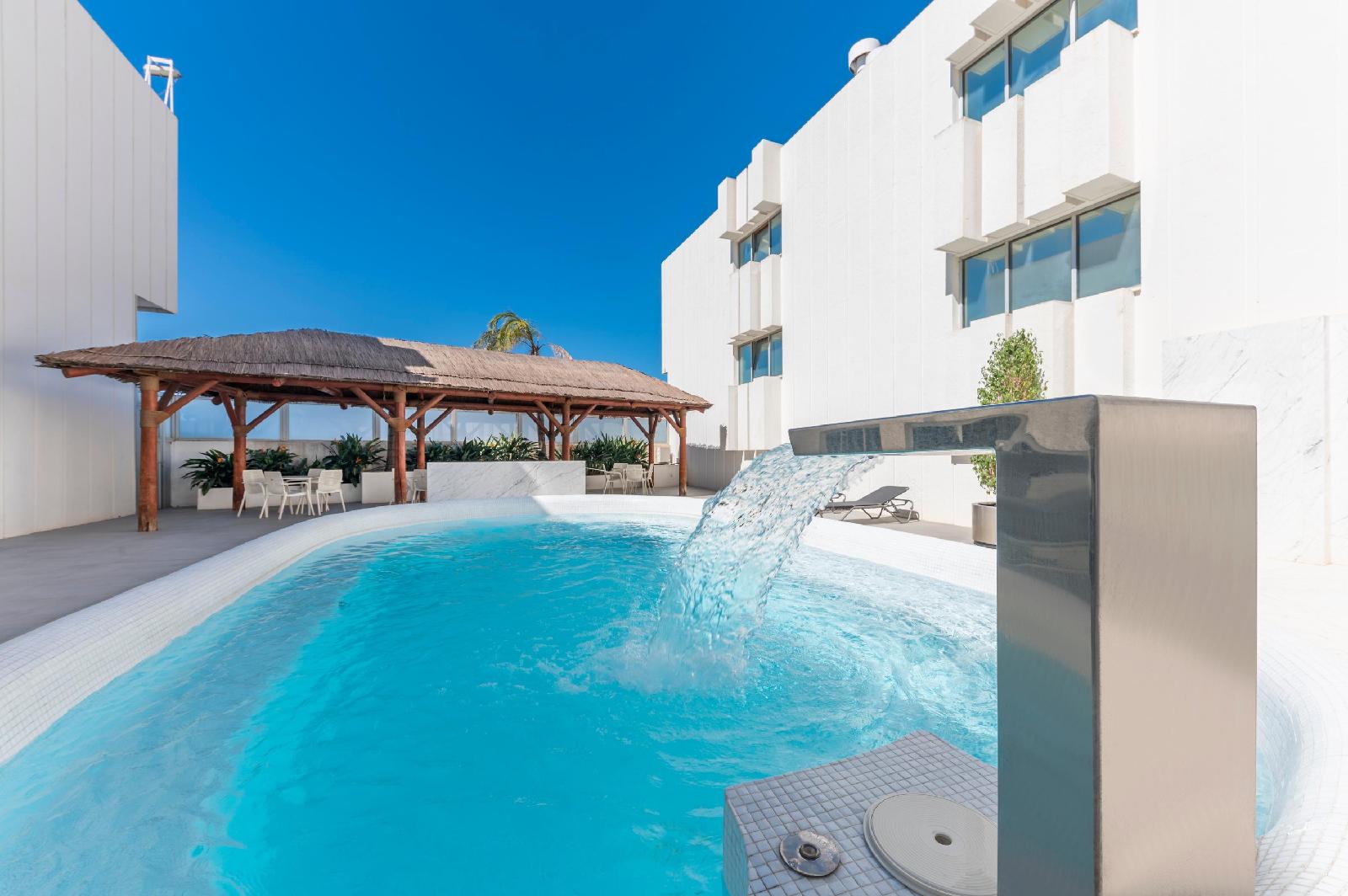 Port Valencia Azafata Hotel