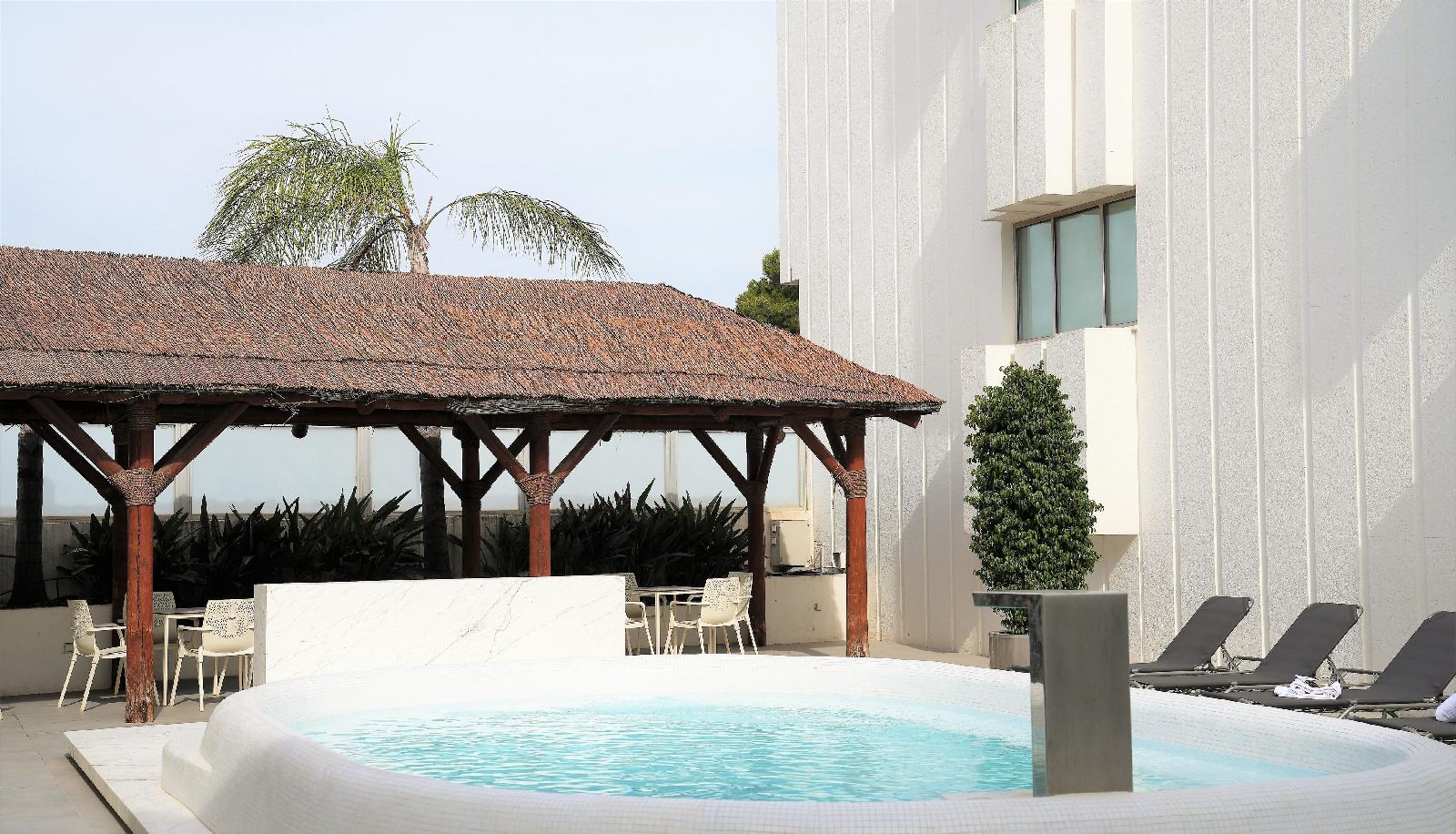Port Valencia Azafata Hotel