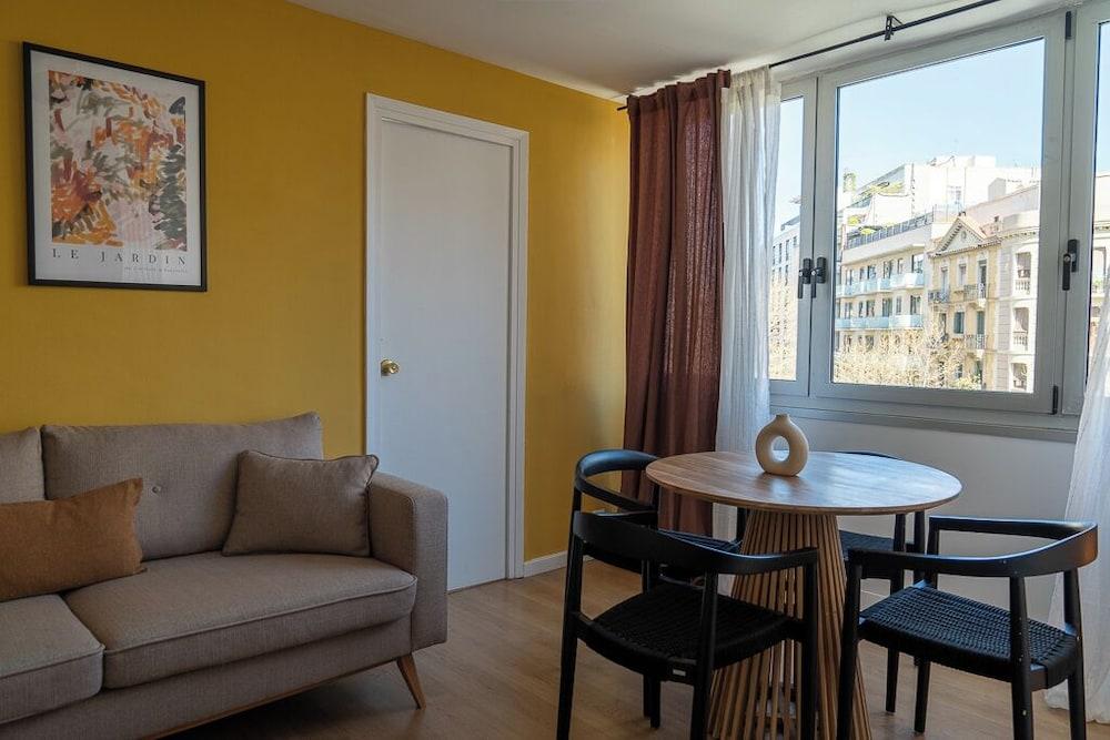 Stay U-Nique Apartment Rossello Ii