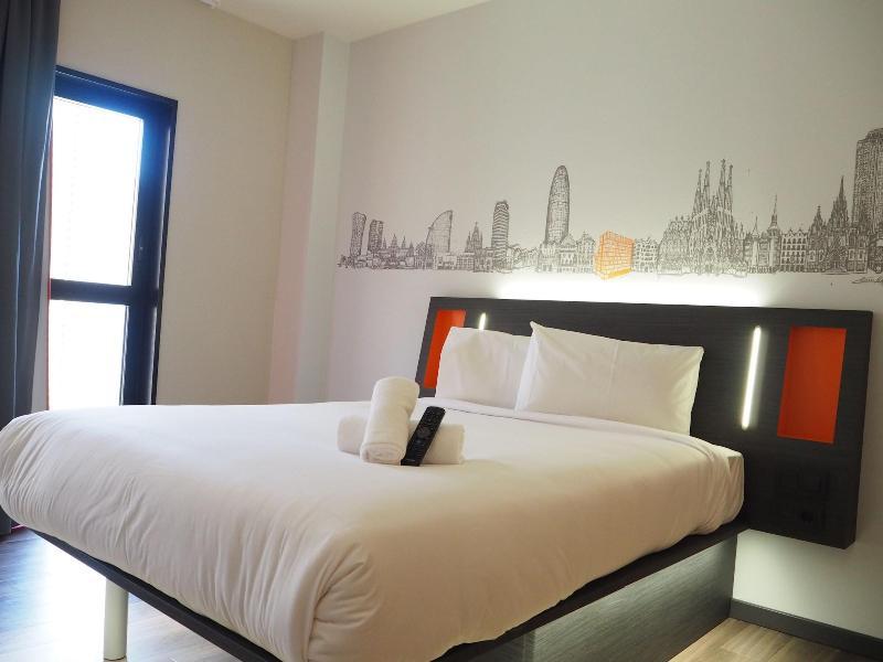 Easyhotel Barcelona Fira
