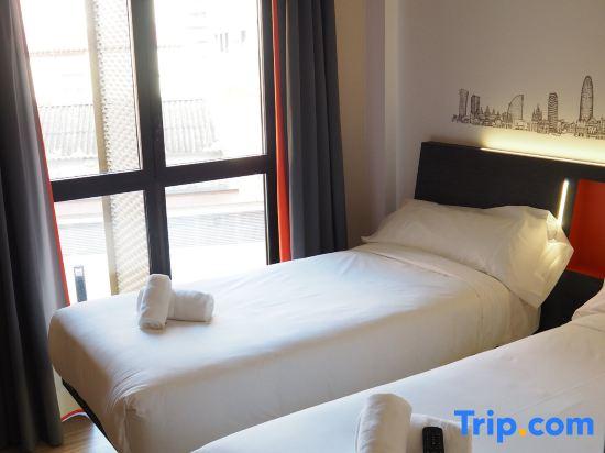 Easyhotel Barcelona Fira