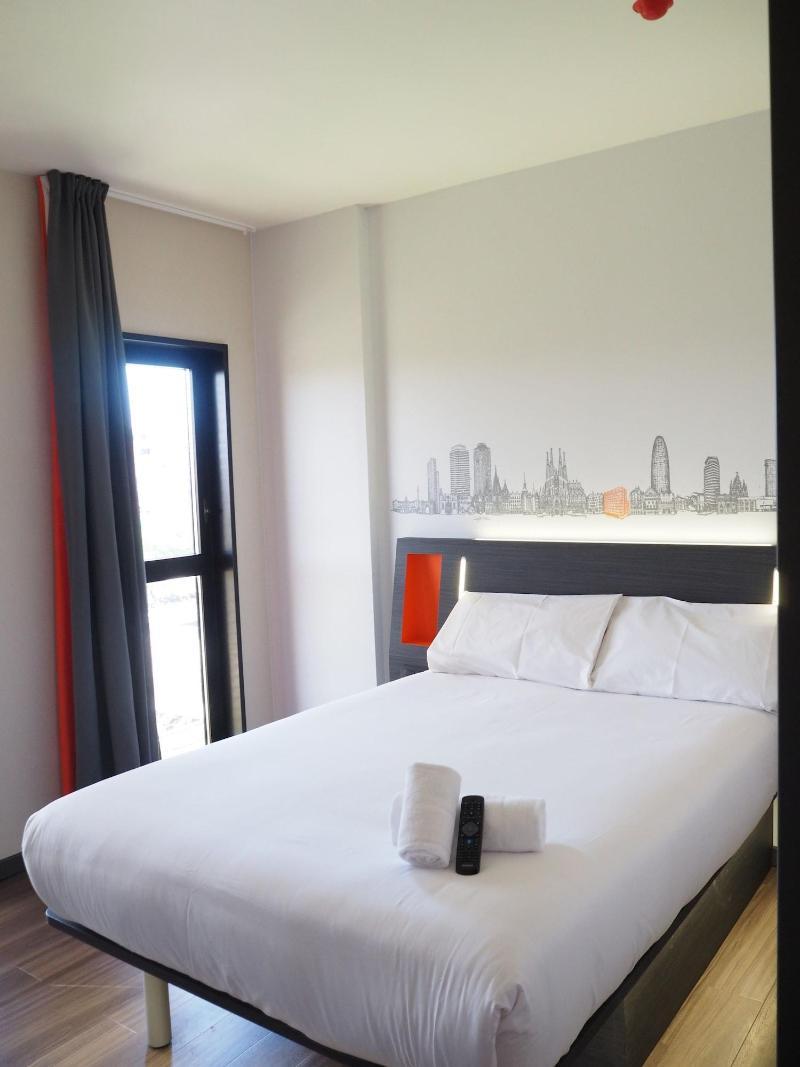 Easyhotel Barcelona Fira