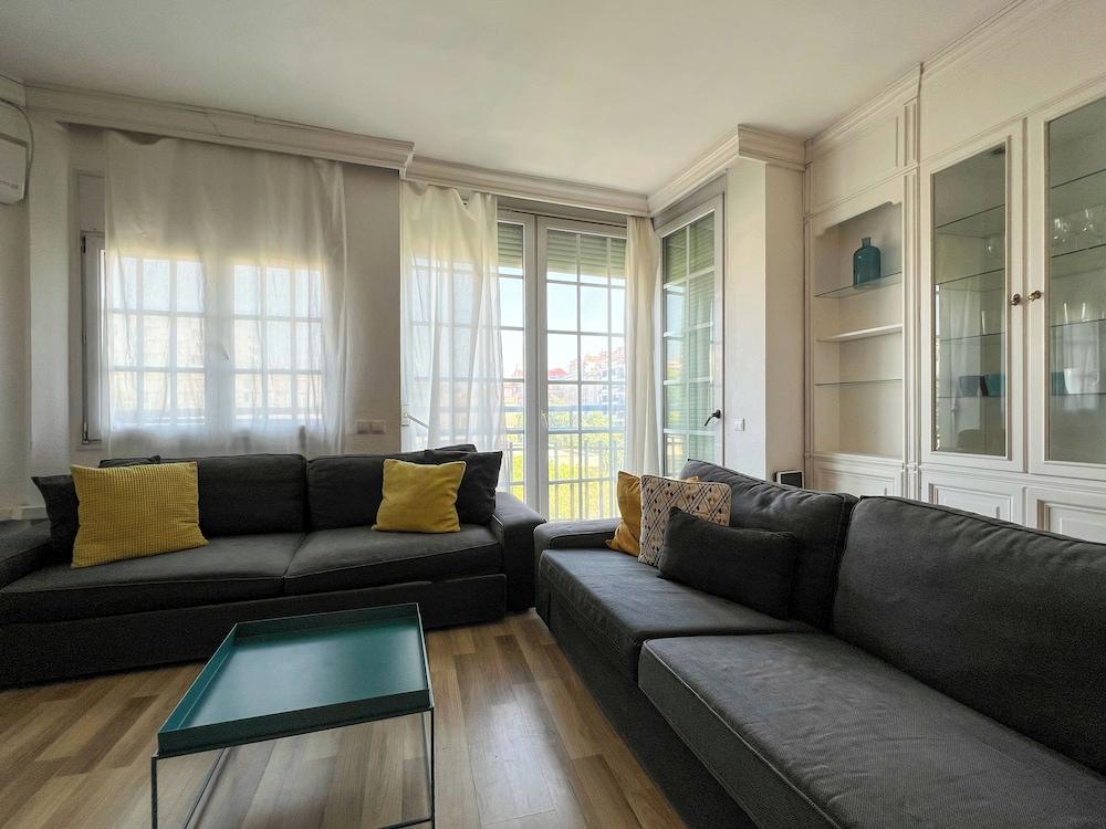 Stay U-Nique Apartment Sardenya Ii