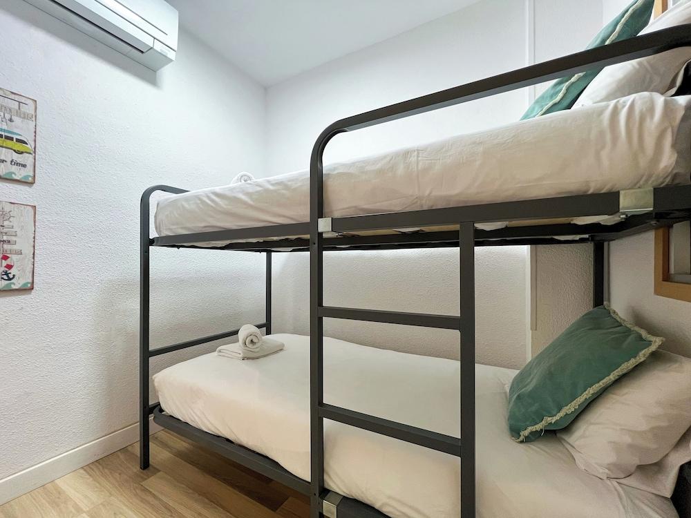 Stay U-Nique Apartment Sardenya Ii