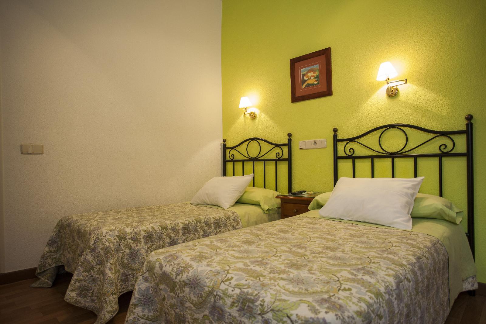 Ava Rooms