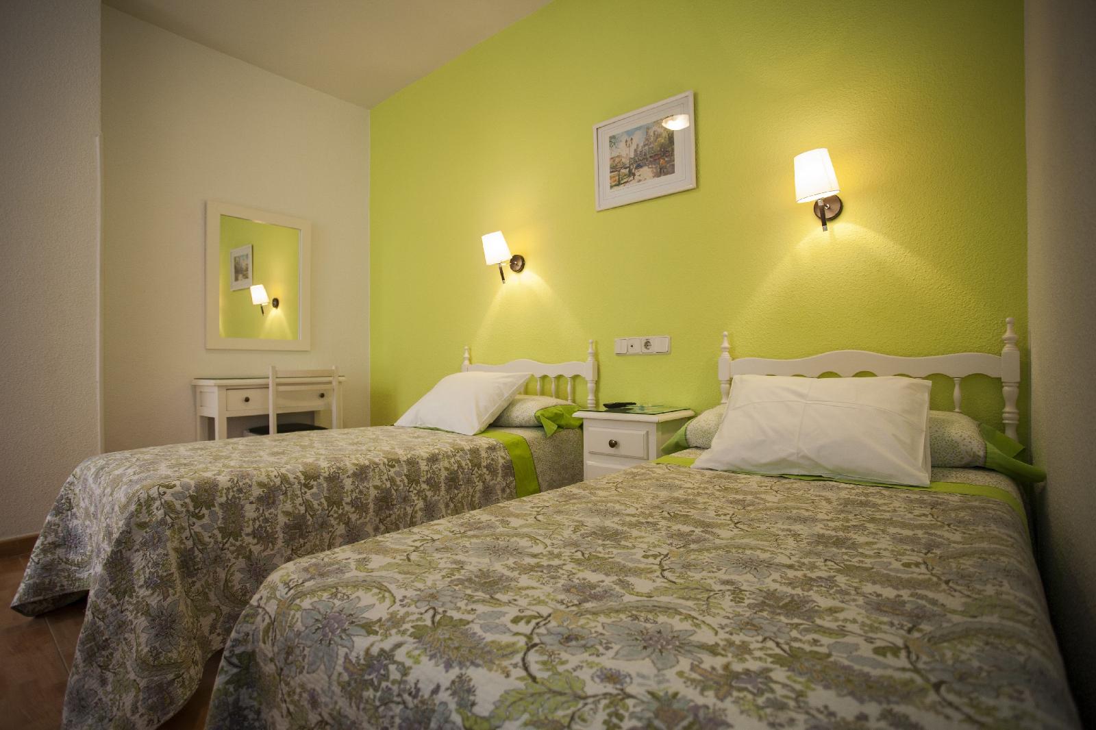 Ava Rooms