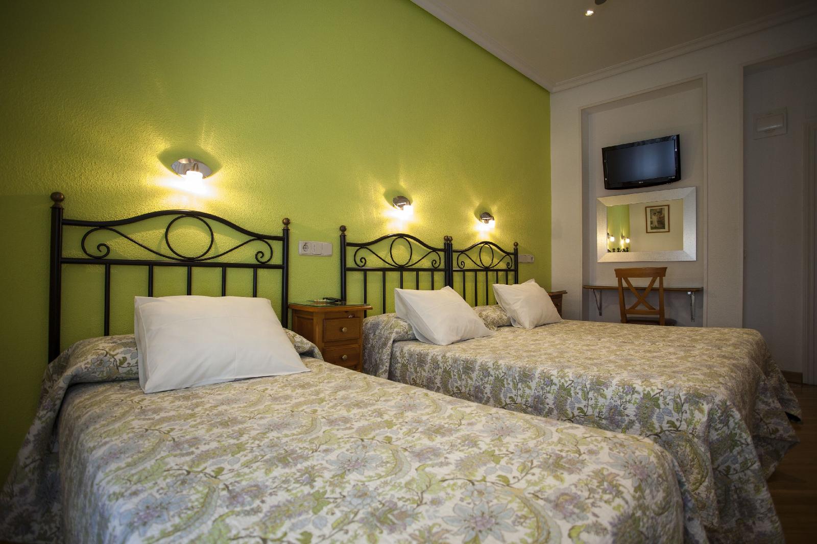 Ava Rooms