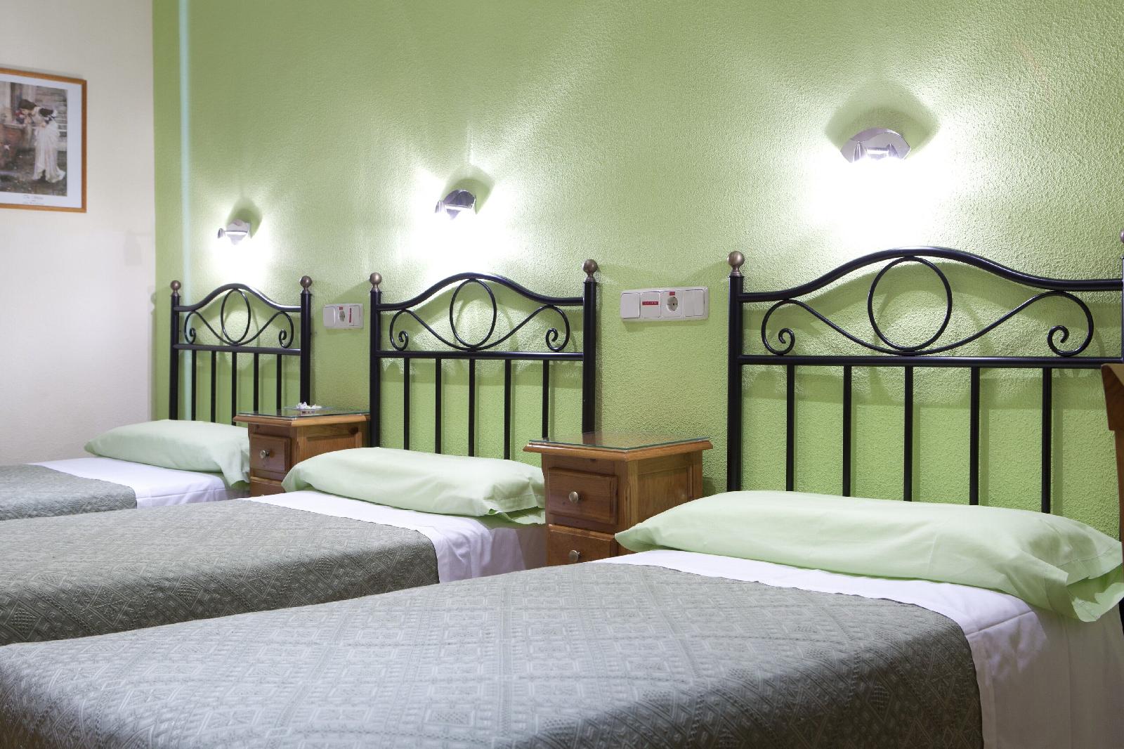 Ava Rooms