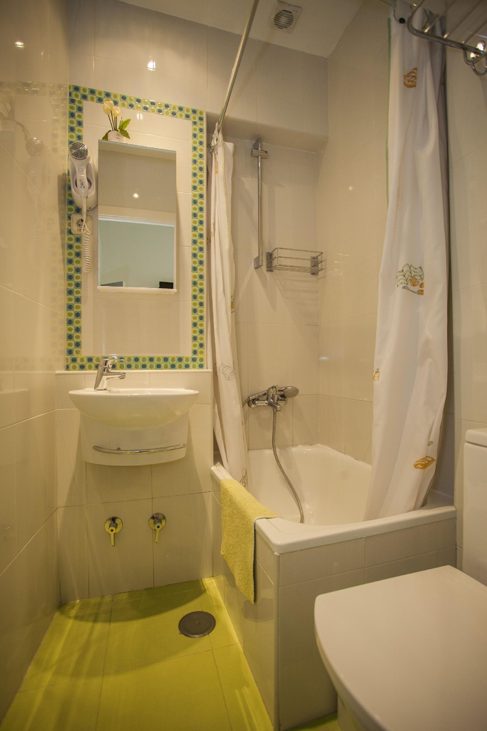 Ava Rooms