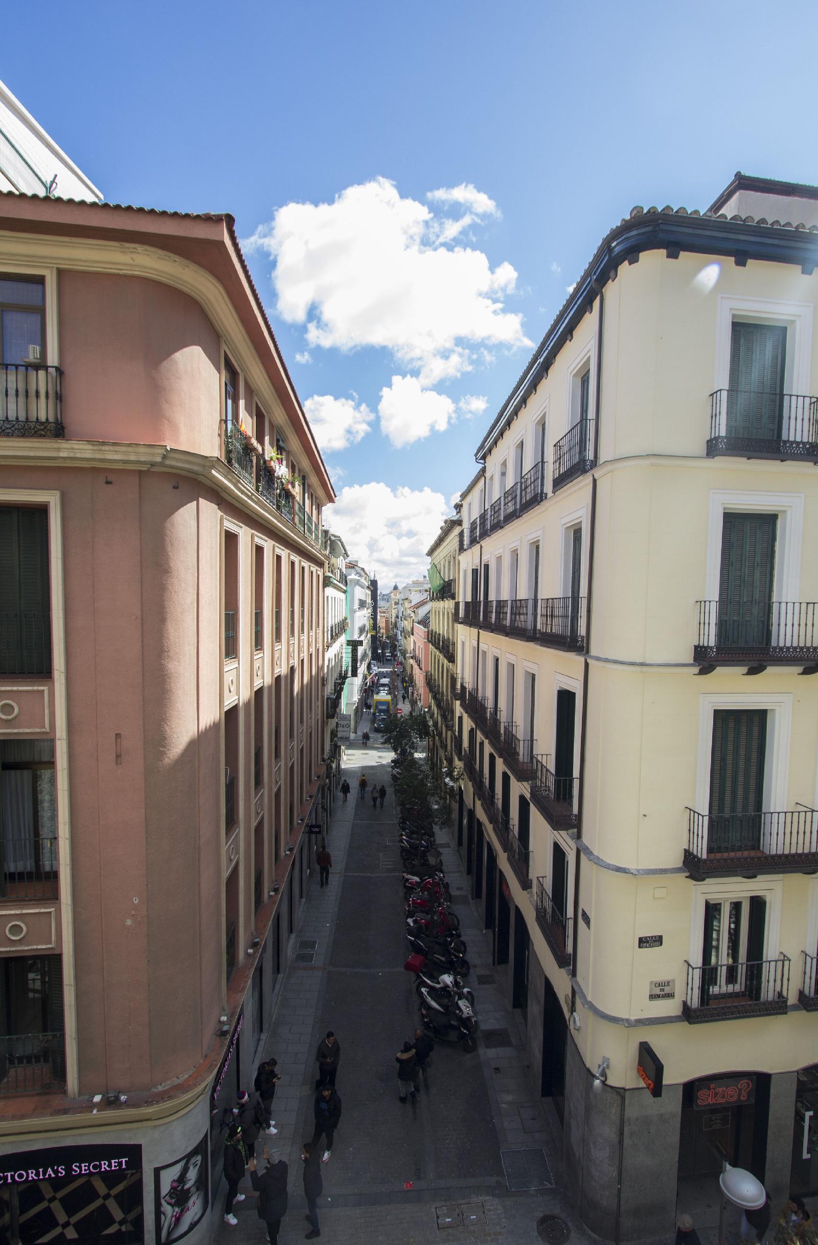 Ava Rooms
