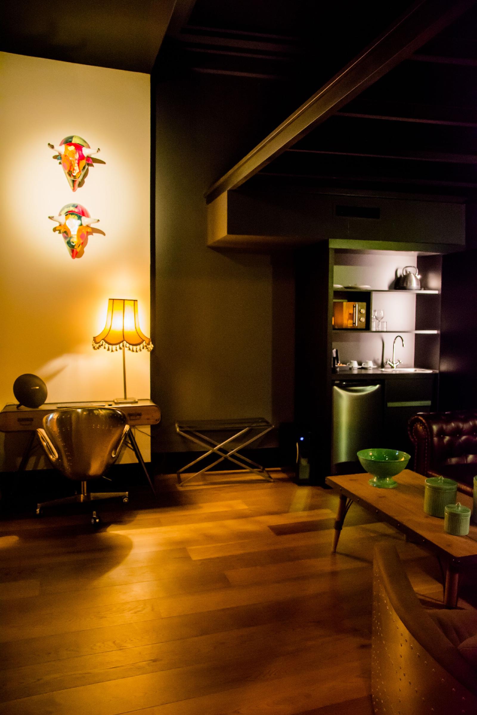 Hotel Lobby