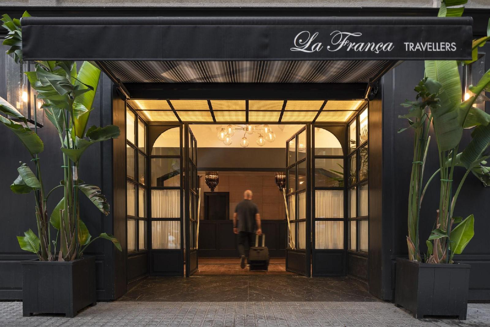 La França Travellers Adults Only