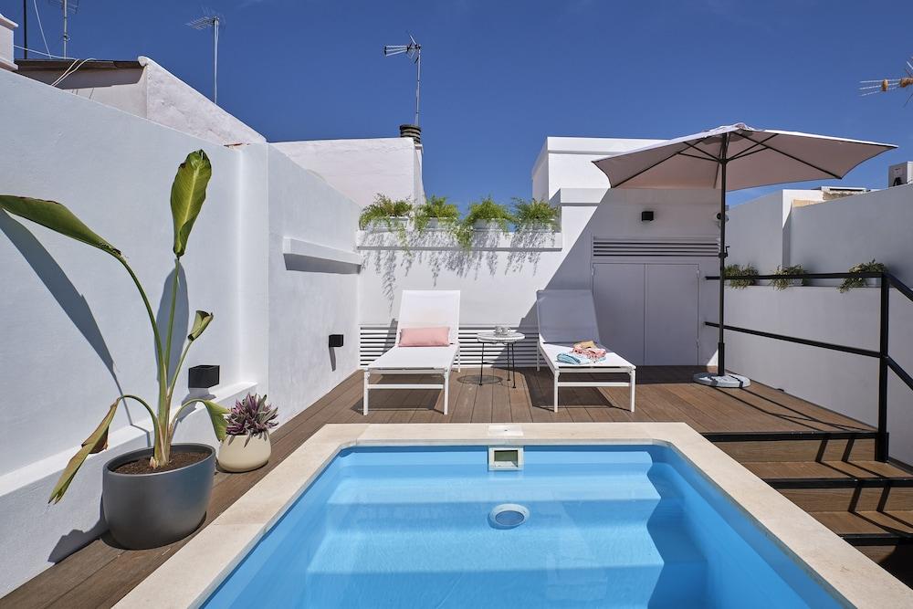 Sweet Sevilla Suites - Smart Hotel