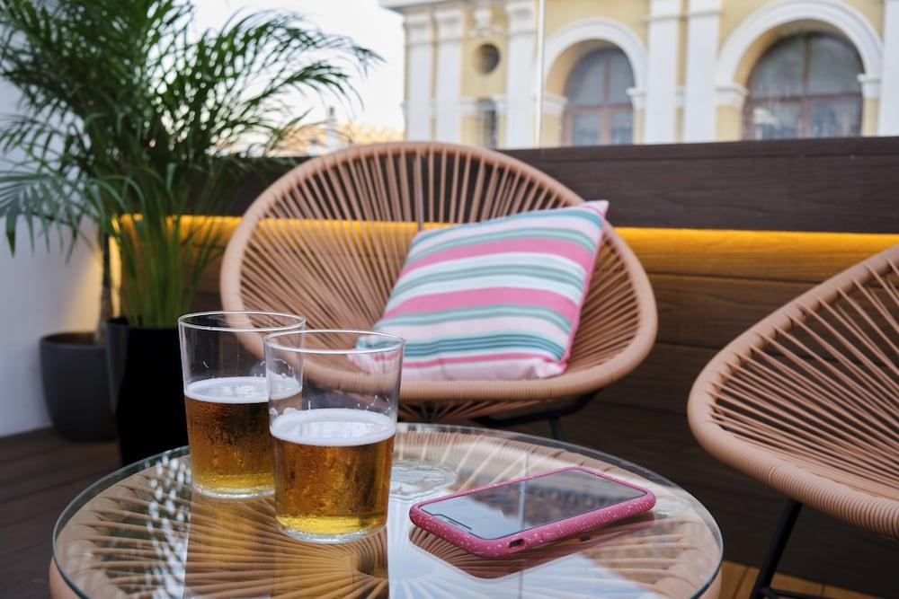 Sweet Sevilla Suites - Smart Hotel