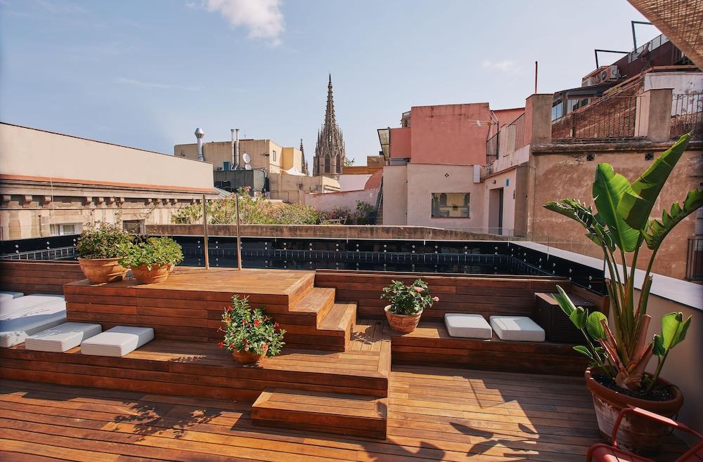 Neri Hotel