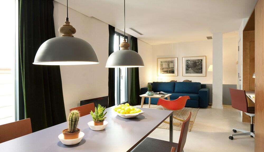 Neri Hotel