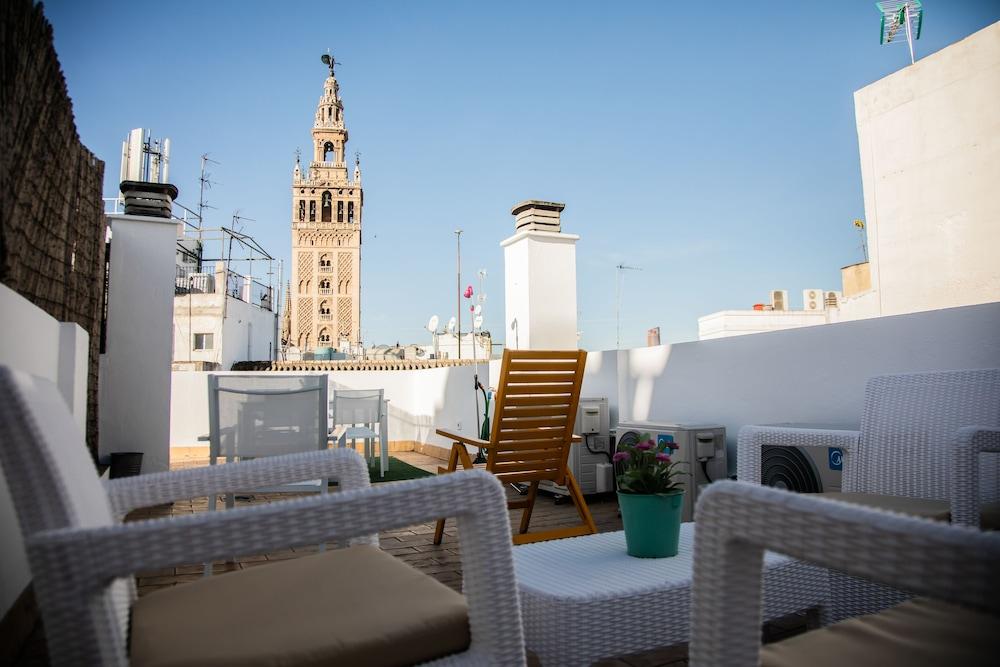 Abades Giralda View By Valcambre