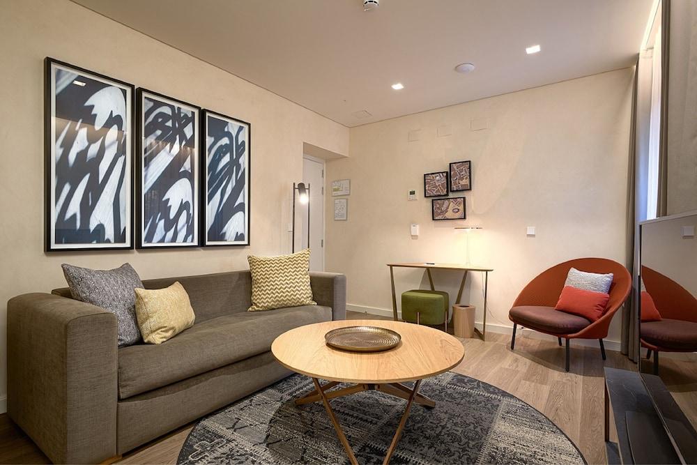 Suites Murillo Plaza Sta Cruz