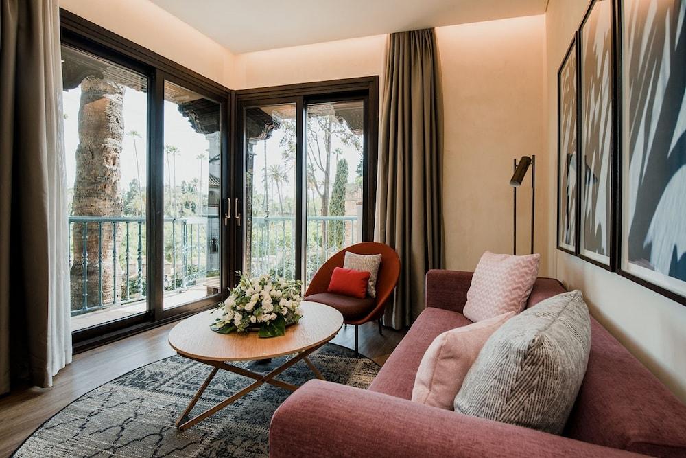 Suites Murillo Plaza Sta Cruz