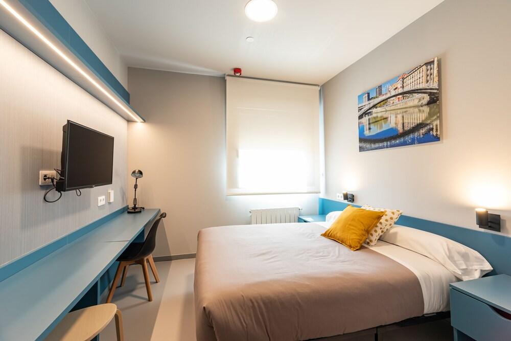 Residencia Universitaria Resa San Mamés - Campus Accomodation