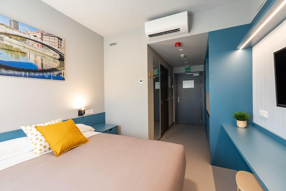 Residencia Universitaria Resa San Mamés - Campus Accomodation