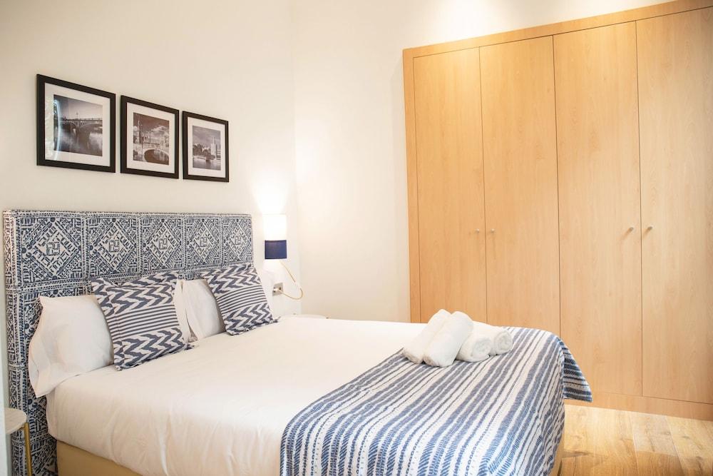 Nqn Aparts & Suites Sevilla