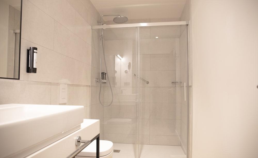 Nqn Aparts & Suites Sevilla