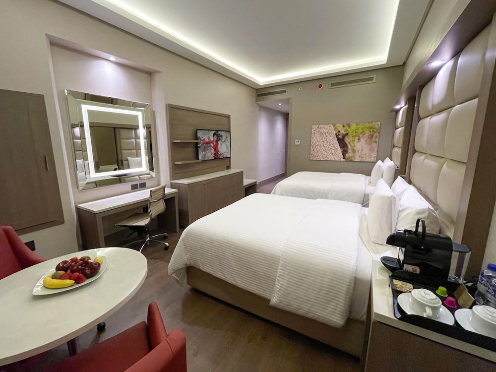 Hotel Safi Metropolitan