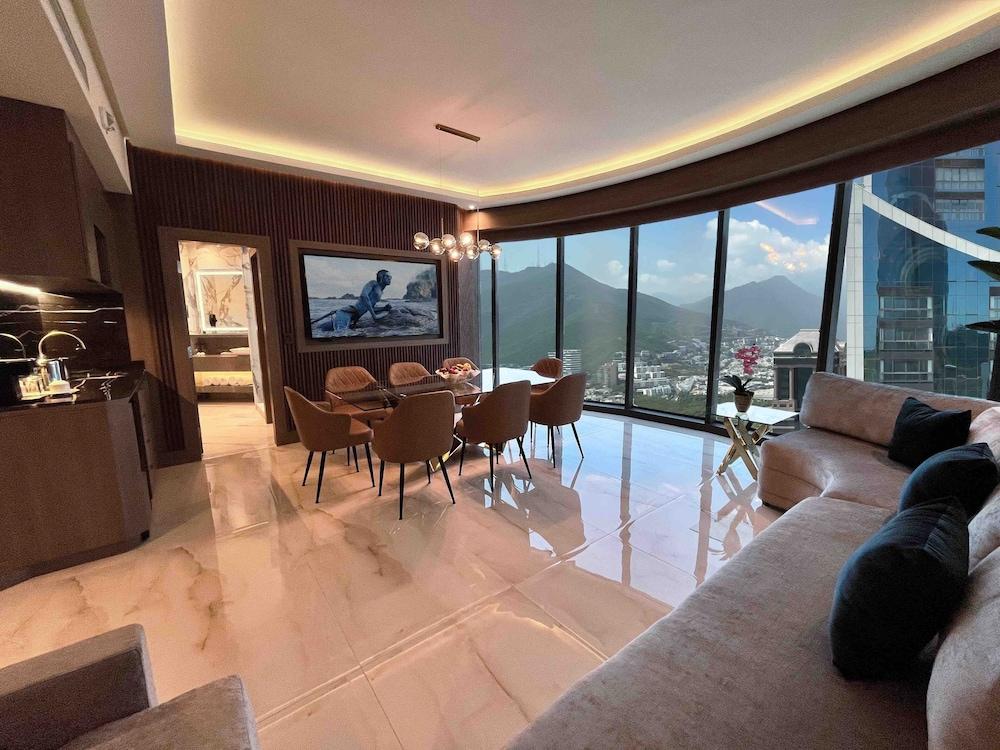Hotel Safi Metropolitan