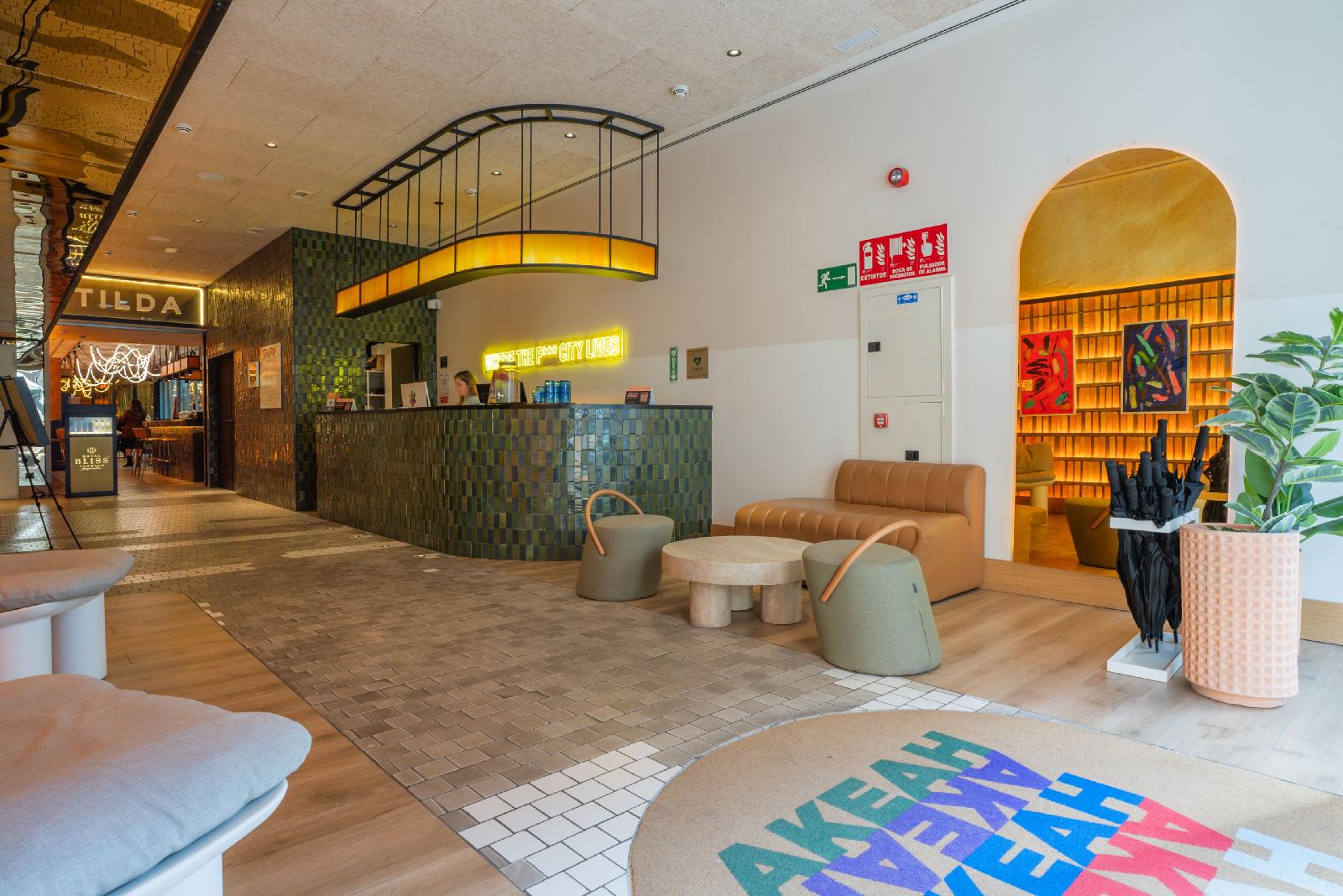 Akeah Hotel Gran Via