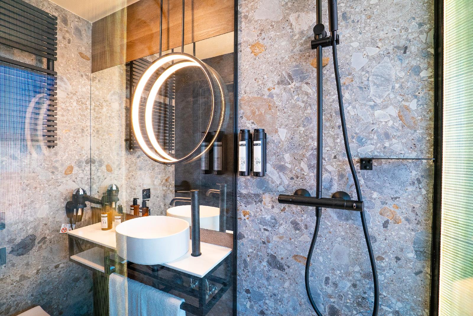 Akeah Hotel Gran Via