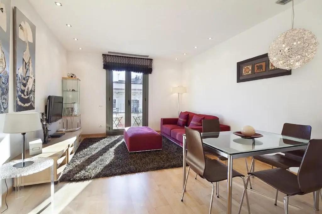 You Stylish Born Apartments