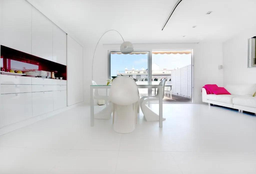 You Stylish Born Apartments