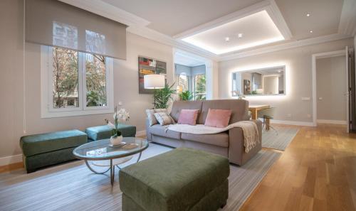 You Stylish Luxury City
