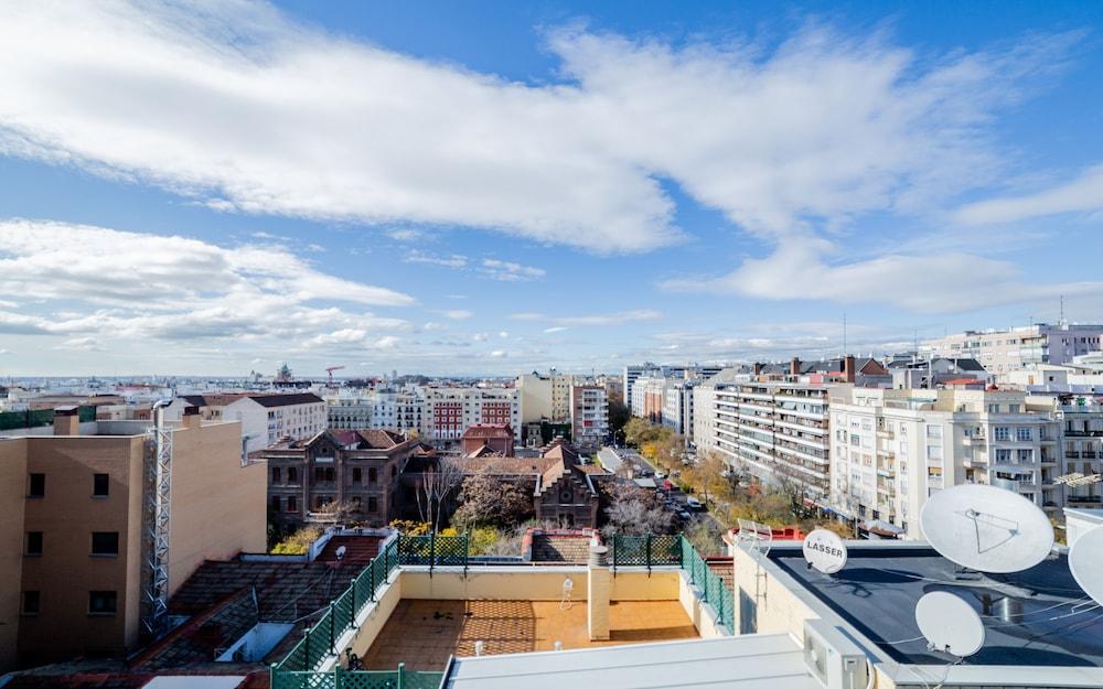 Hoom Apartaments Juan Bravo 56